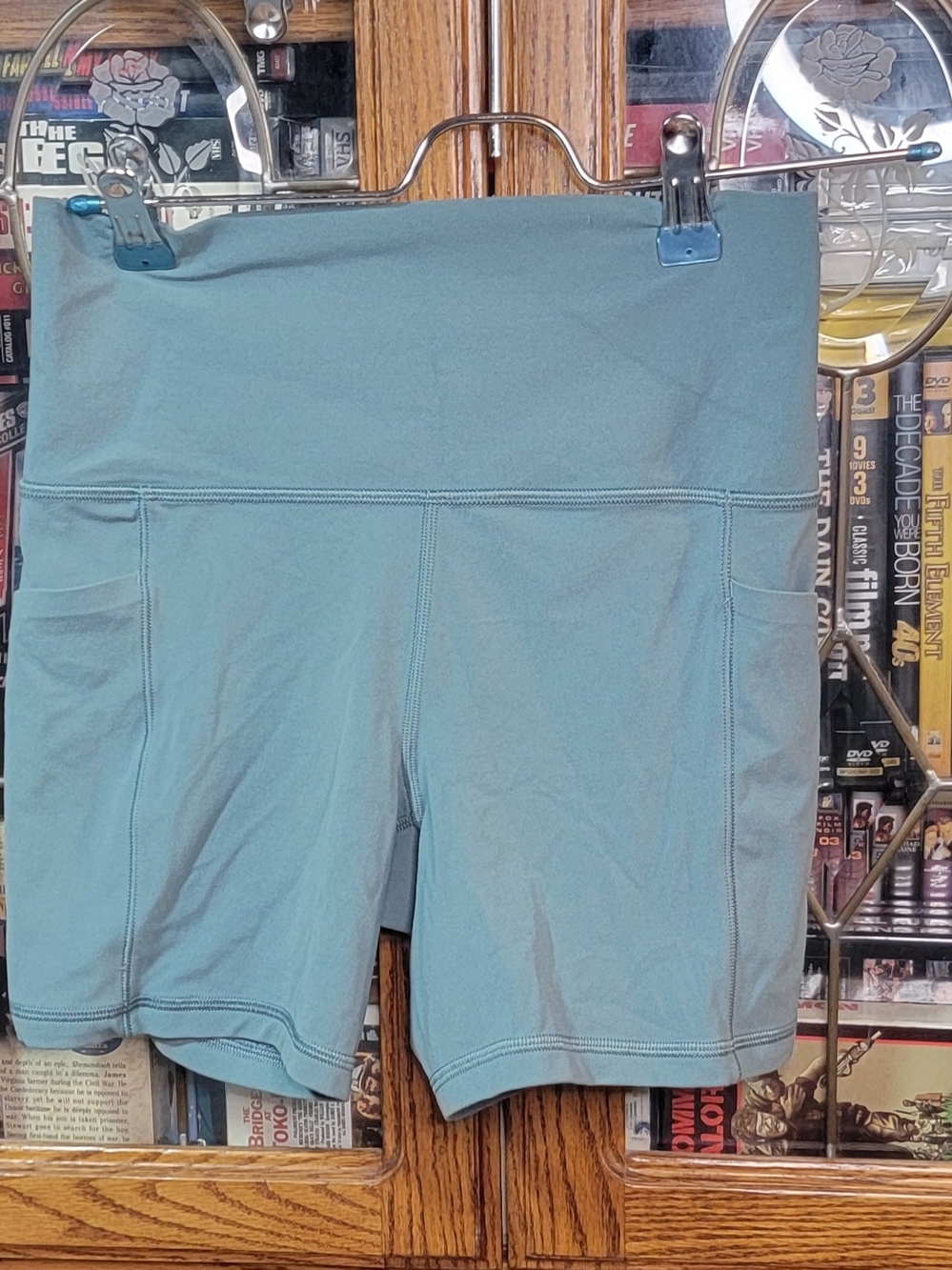 Athleta Light Teal High-Waist Athletic Bike Shorts Salutation Stash 5"  Size S